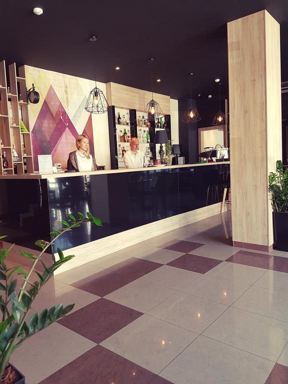 Hotel Porta Szkopje Kültér fotó