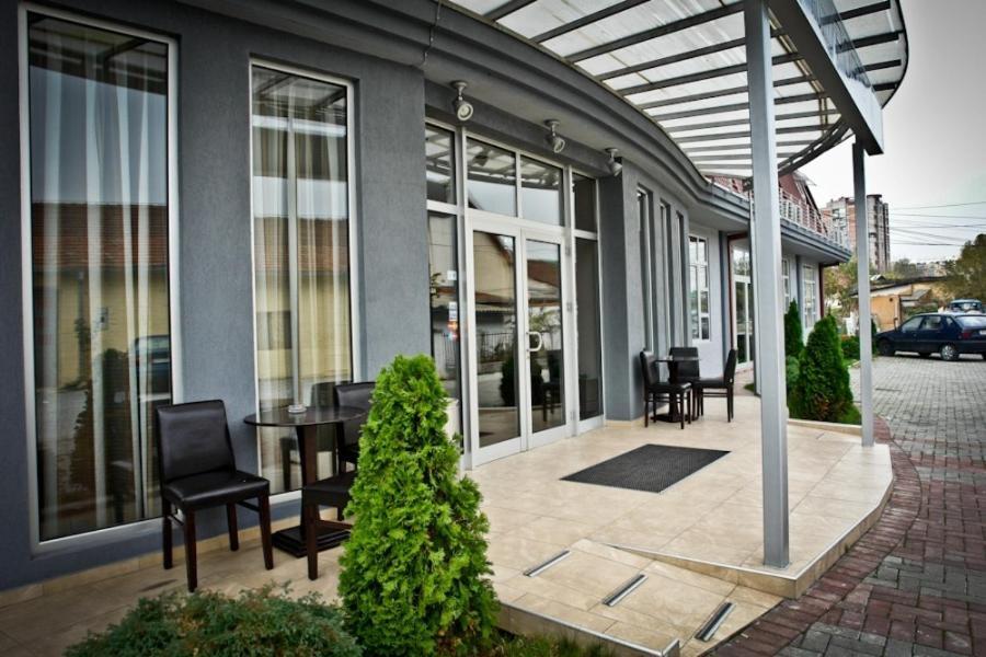 Hotel Porta Szkopje Kültér fotó